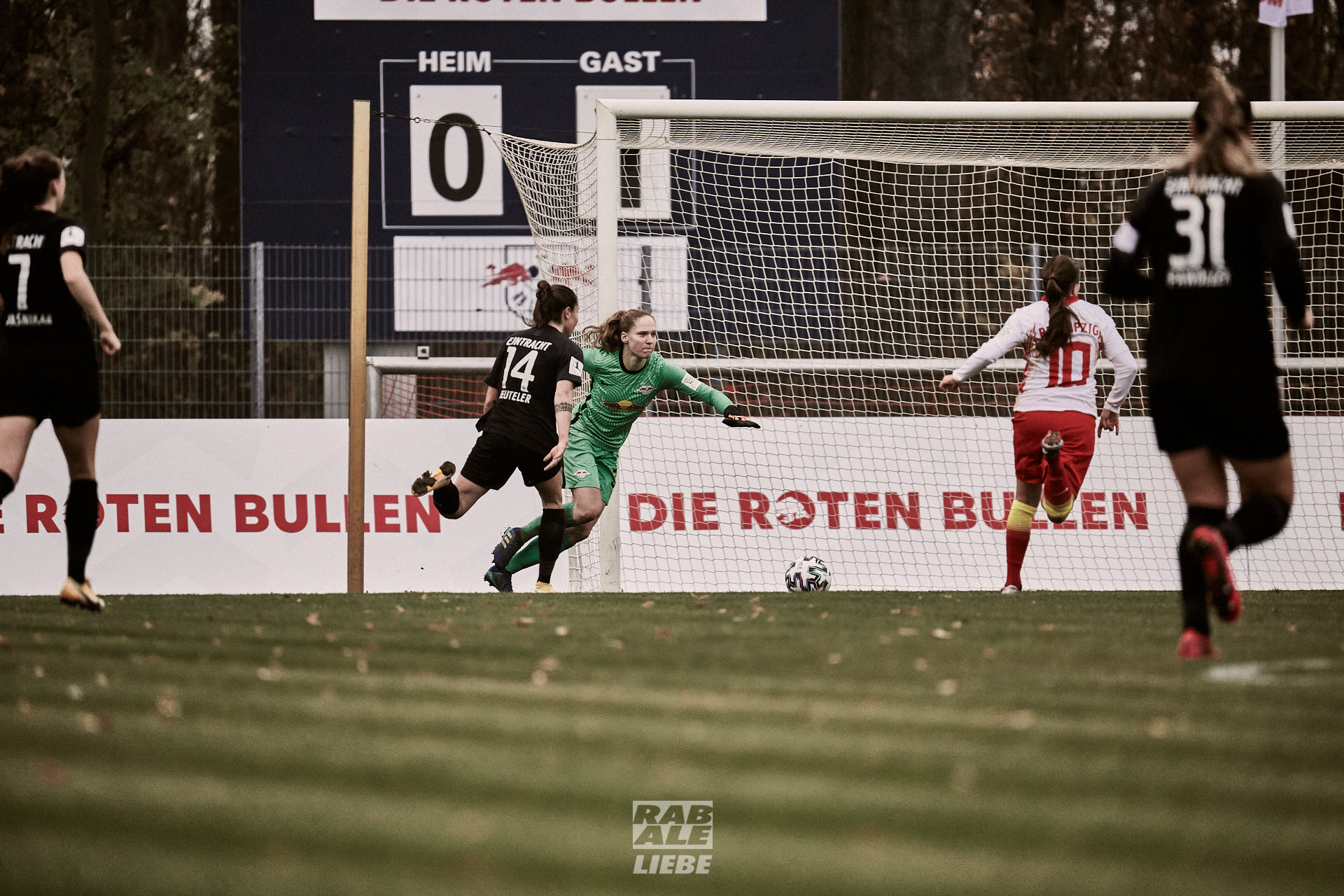 DFB-Pokal: RB Leipzig -vs- Eintracht Frankfurt